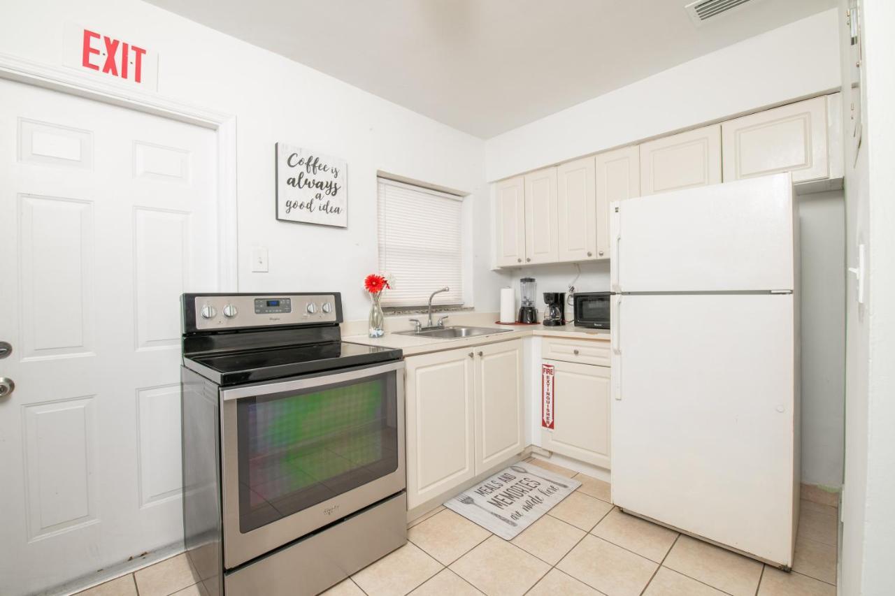Hollywood Private Apartments Extérieur photo