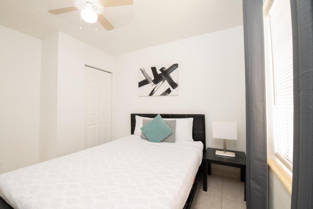 Hollywood Private Apartments Extérieur photo