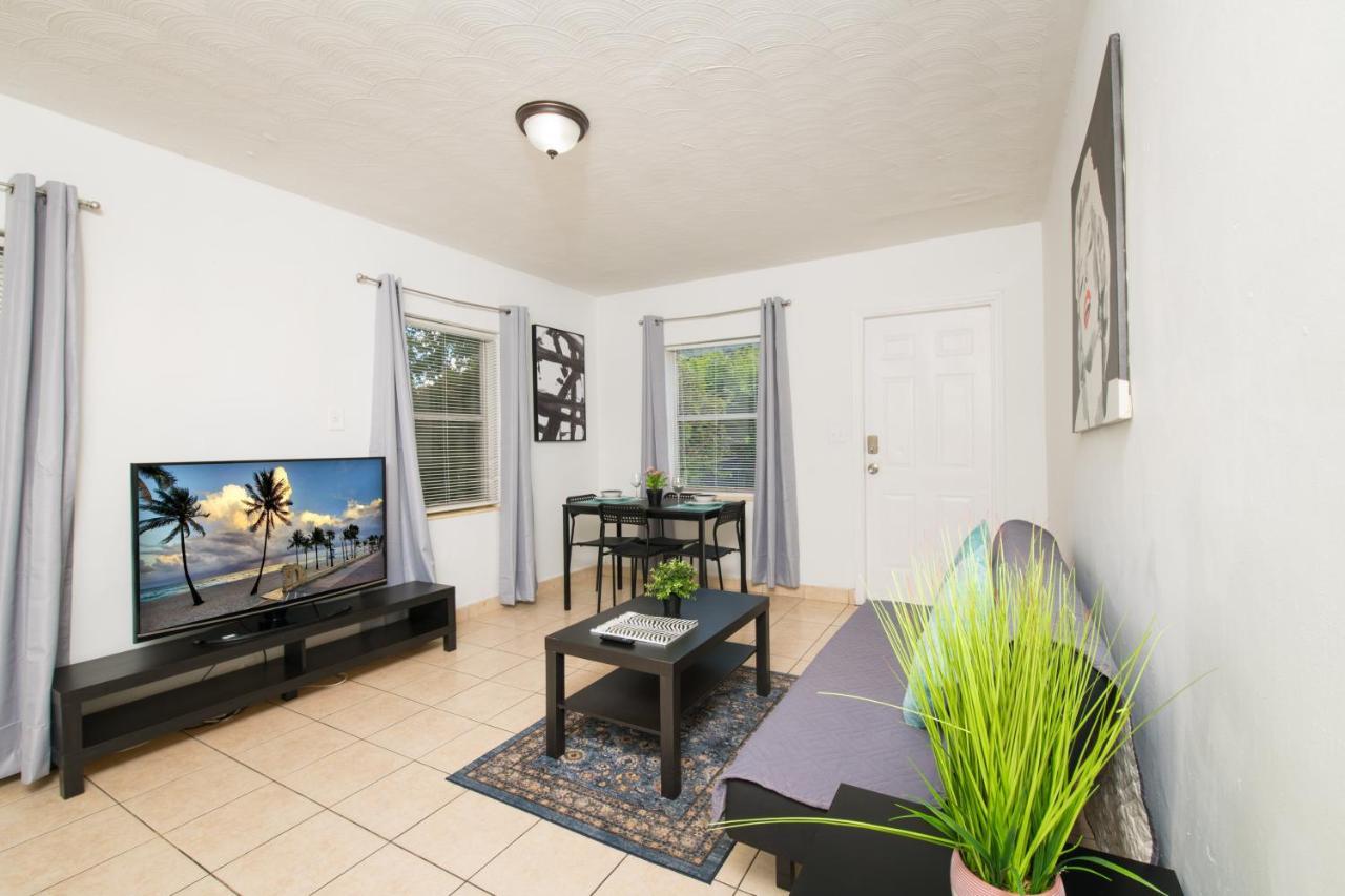 Hollywood Private Apartments Extérieur photo