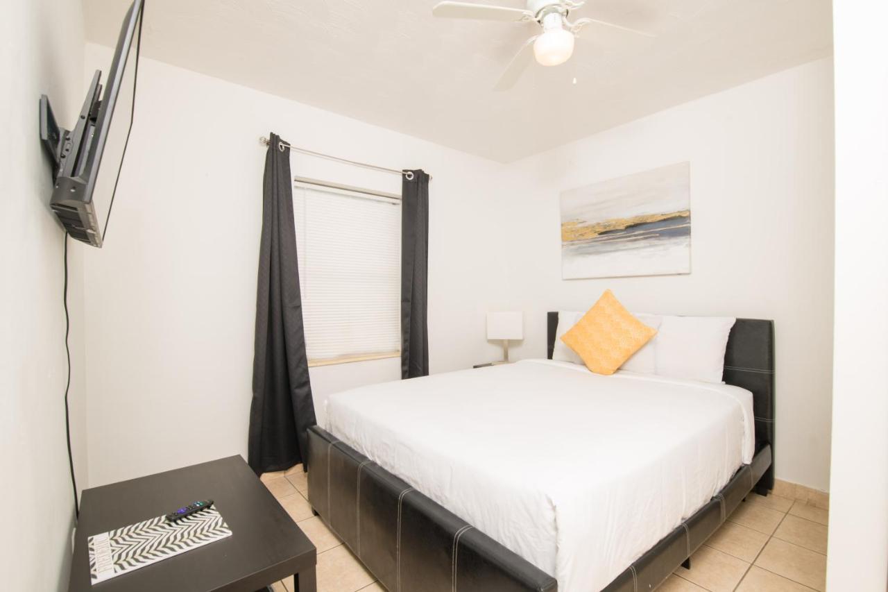 Hollywood Private Apartments Extérieur photo