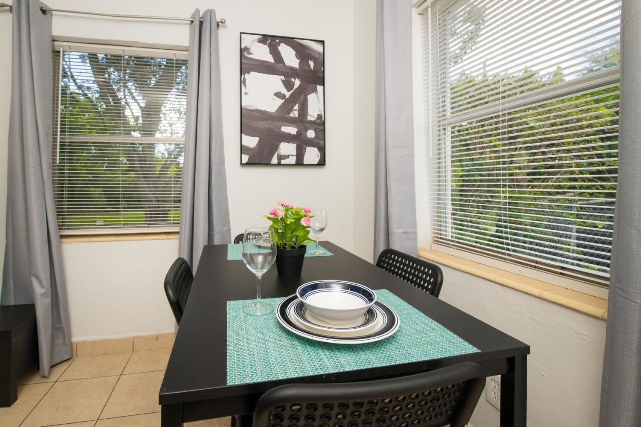 Hollywood Private Apartments Extérieur photo